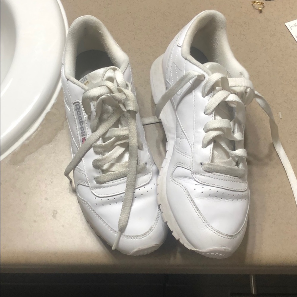 Reebok tennis shoes